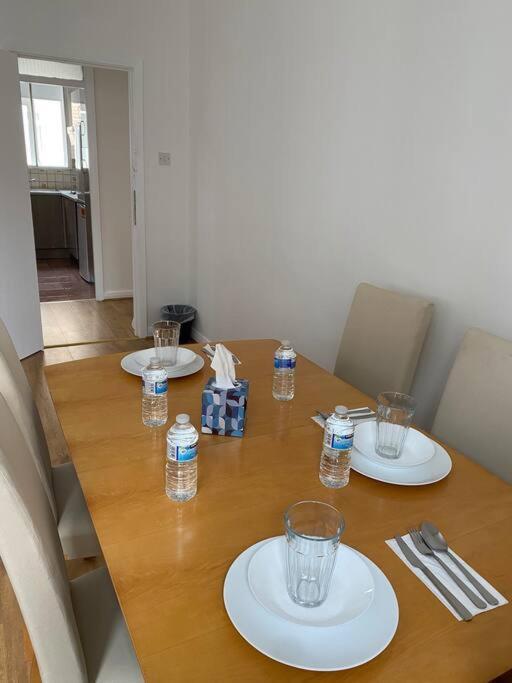 Апартаменти 018- Premium Location Regent Park Radley House Лондон Екстер'єр фото